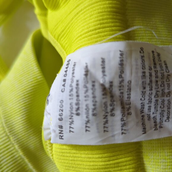 Asics Women’s Seamless Two In One Sports Bra in Neon Yellow, Size S/M - Picture 5 of 5